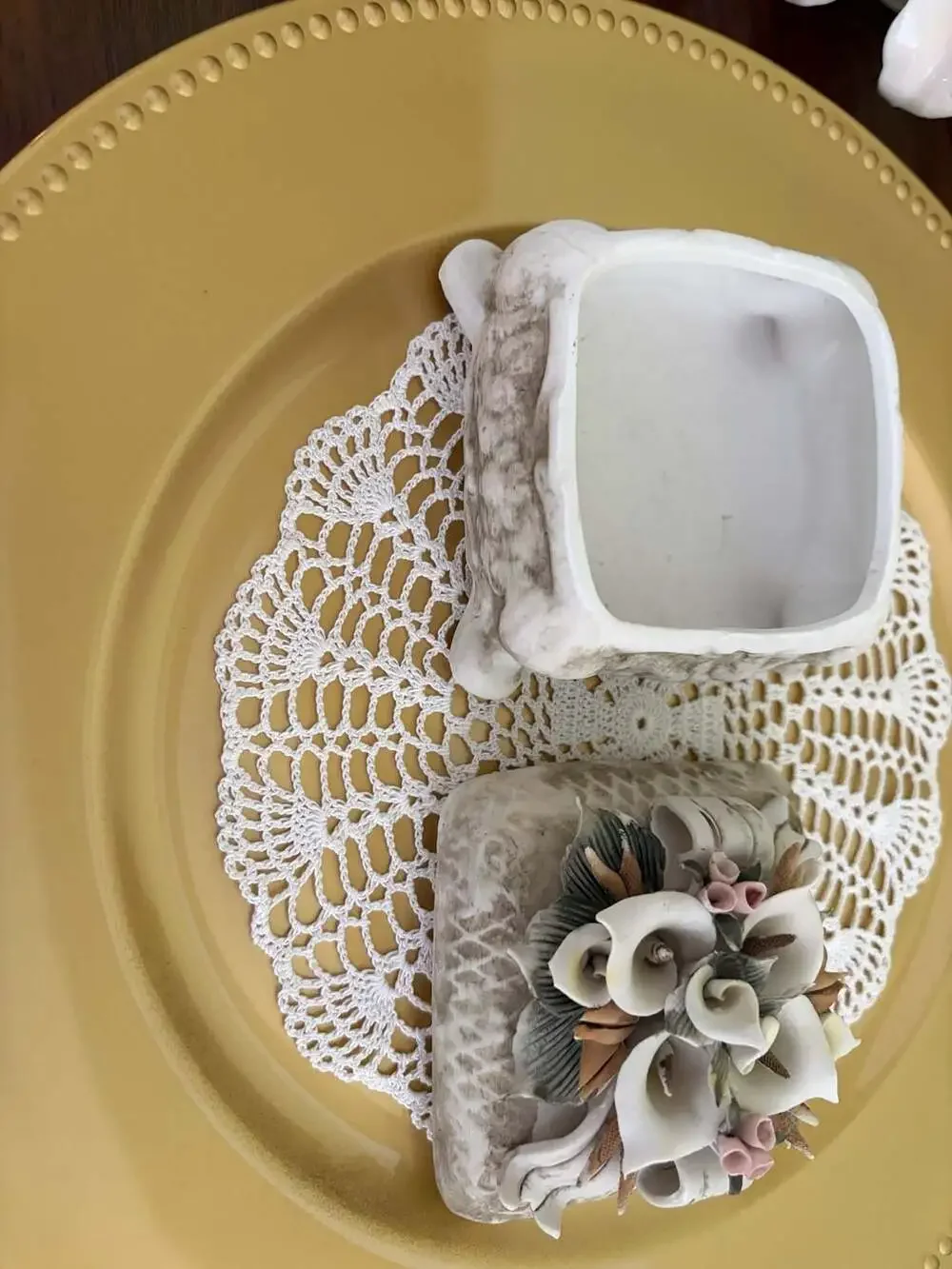 Casa Elite Capodimonte Style Porcelain Floral Trinket Box
